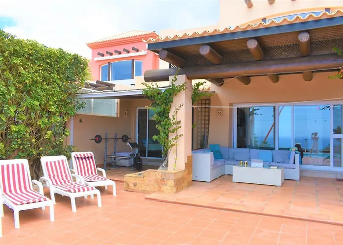 Exclusive Golf Private Pool *