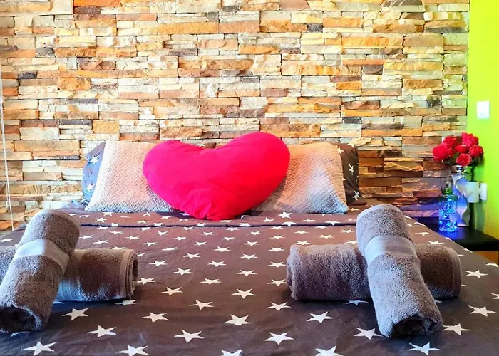 Exclusive Golf Private Pool